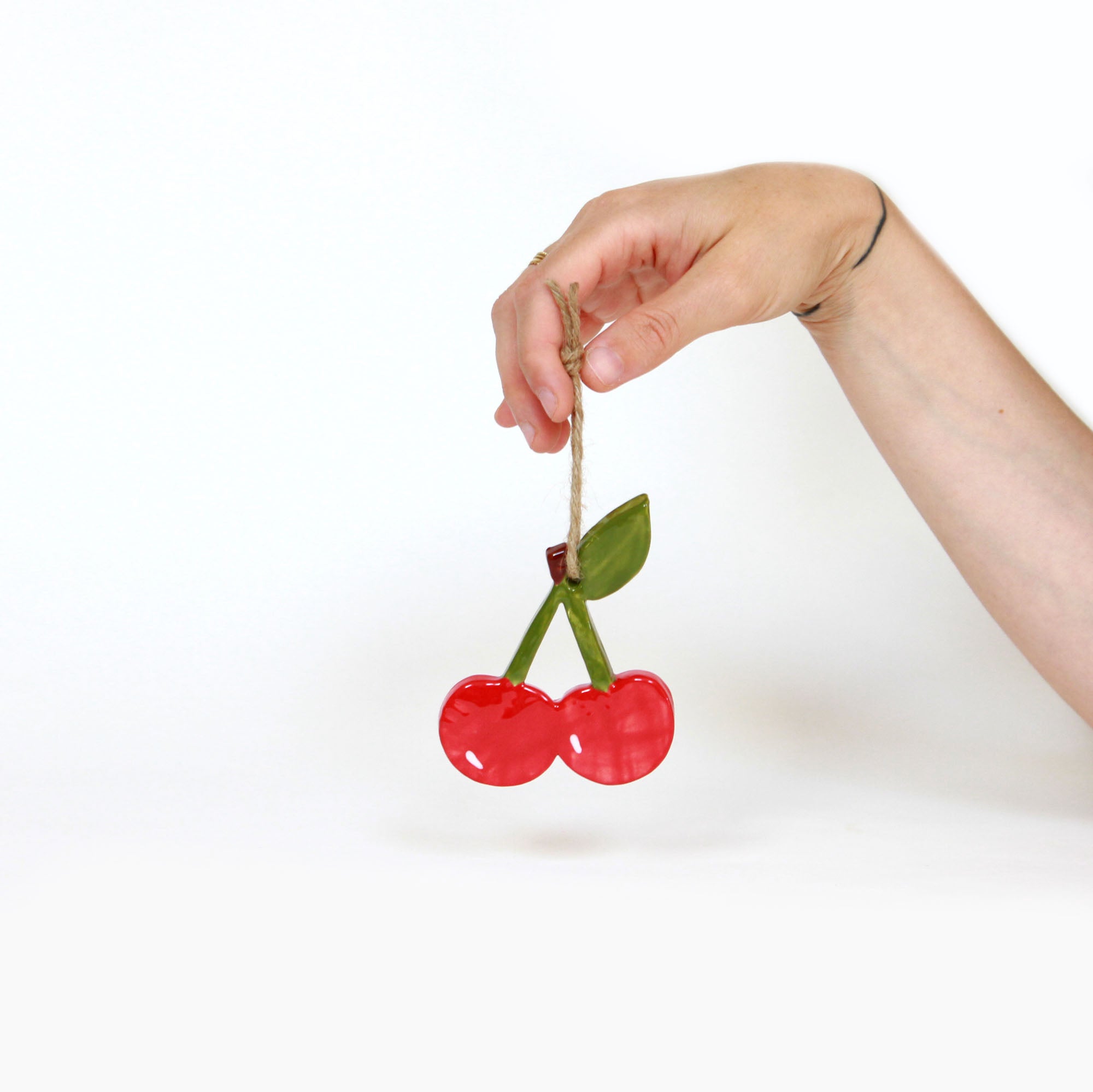 LA CERISE AU MUR - VICHY CHERRY